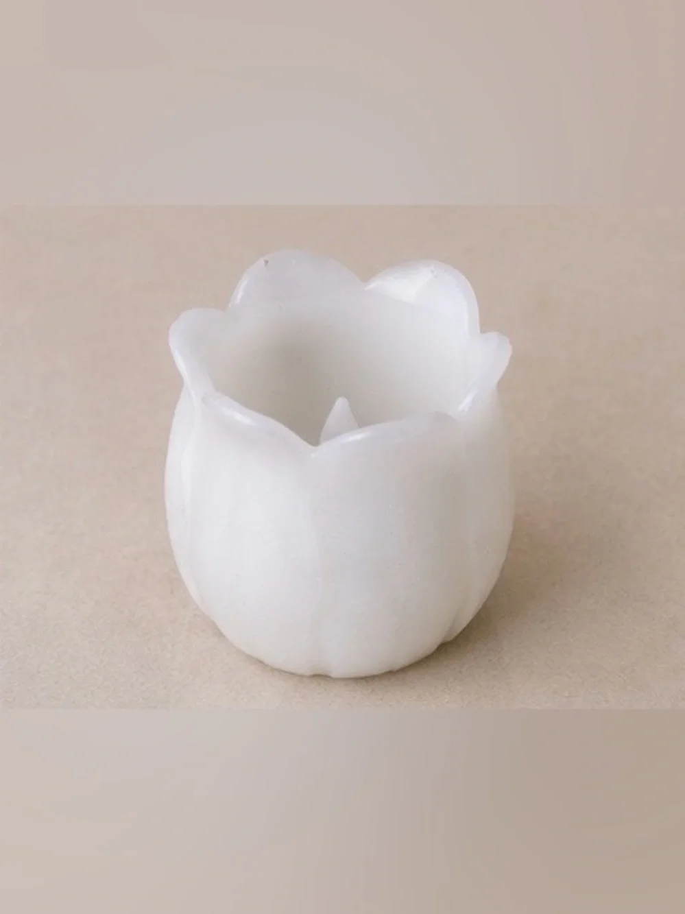 Set of 6 Tulip Flameless LED Tea Light Candles Pastel Blue White Yellow Spring
